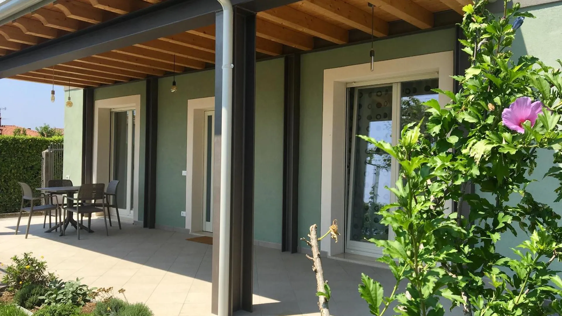 Holiday home Casa Con Ampio Terrazzo, Vista Lago E Giardino Toscolano Maderno Italy
