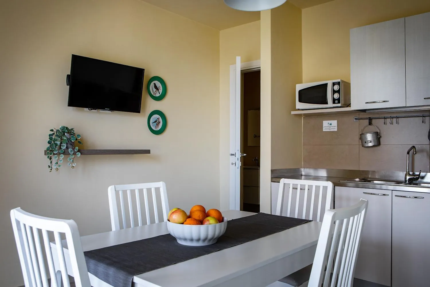 Casa Con Ampio Terrazzo, Vista Lago E Giardino Toscolano Maderno