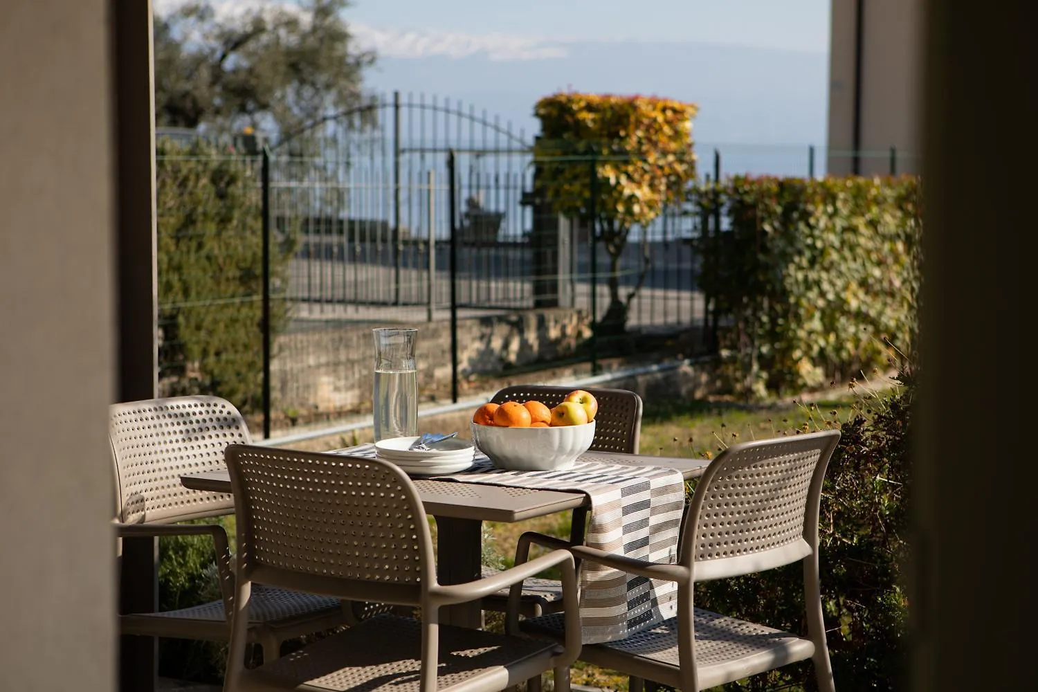 Casa Con Ampio Terrazzo, Vista Lago E Giardino Toscolano Maderno 0*,  Italy