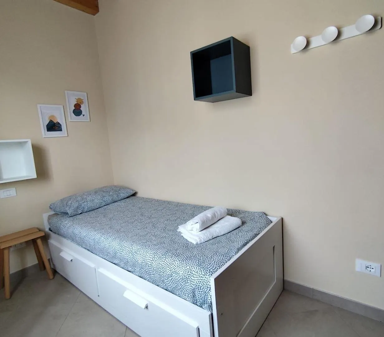 Casa Con Ampio Terrazzo, Vista Lago E Giardino Toscolano Maderno
