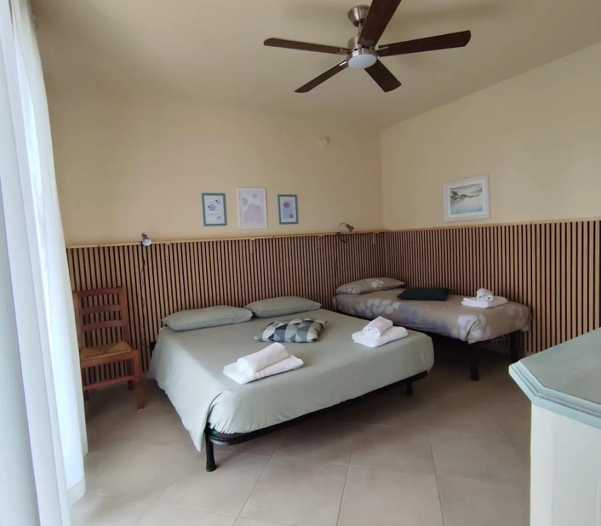 Casa Con Ampio Terrazzo, Vista Lago E Giardino Toscolano Maderno Holiday home